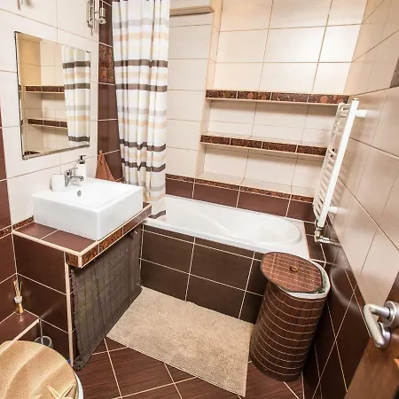 Alexandra Apartman Apartment