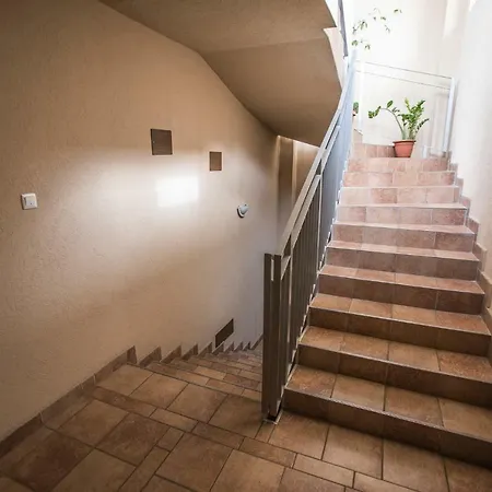 Alexandra Apartman Apartment